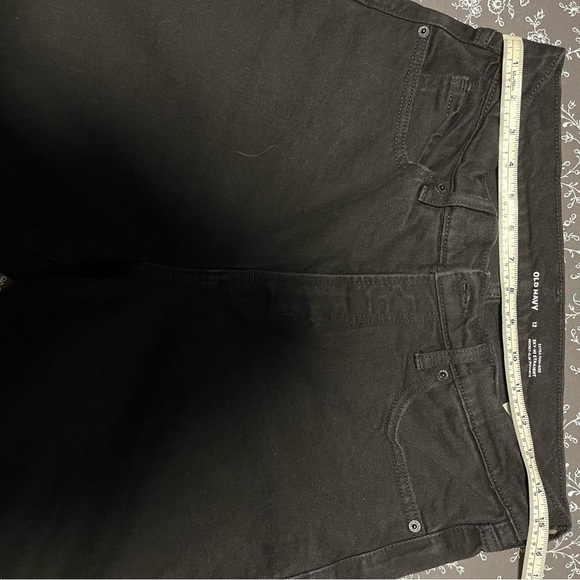 Old Navy Sky-Hi Straight Black Jeans - Picture 4 of 6